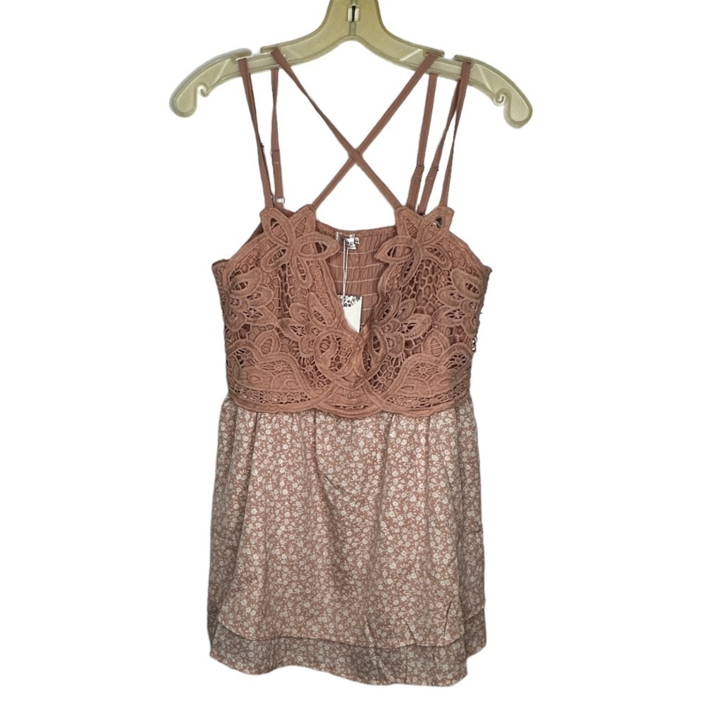 Feager Top nwt